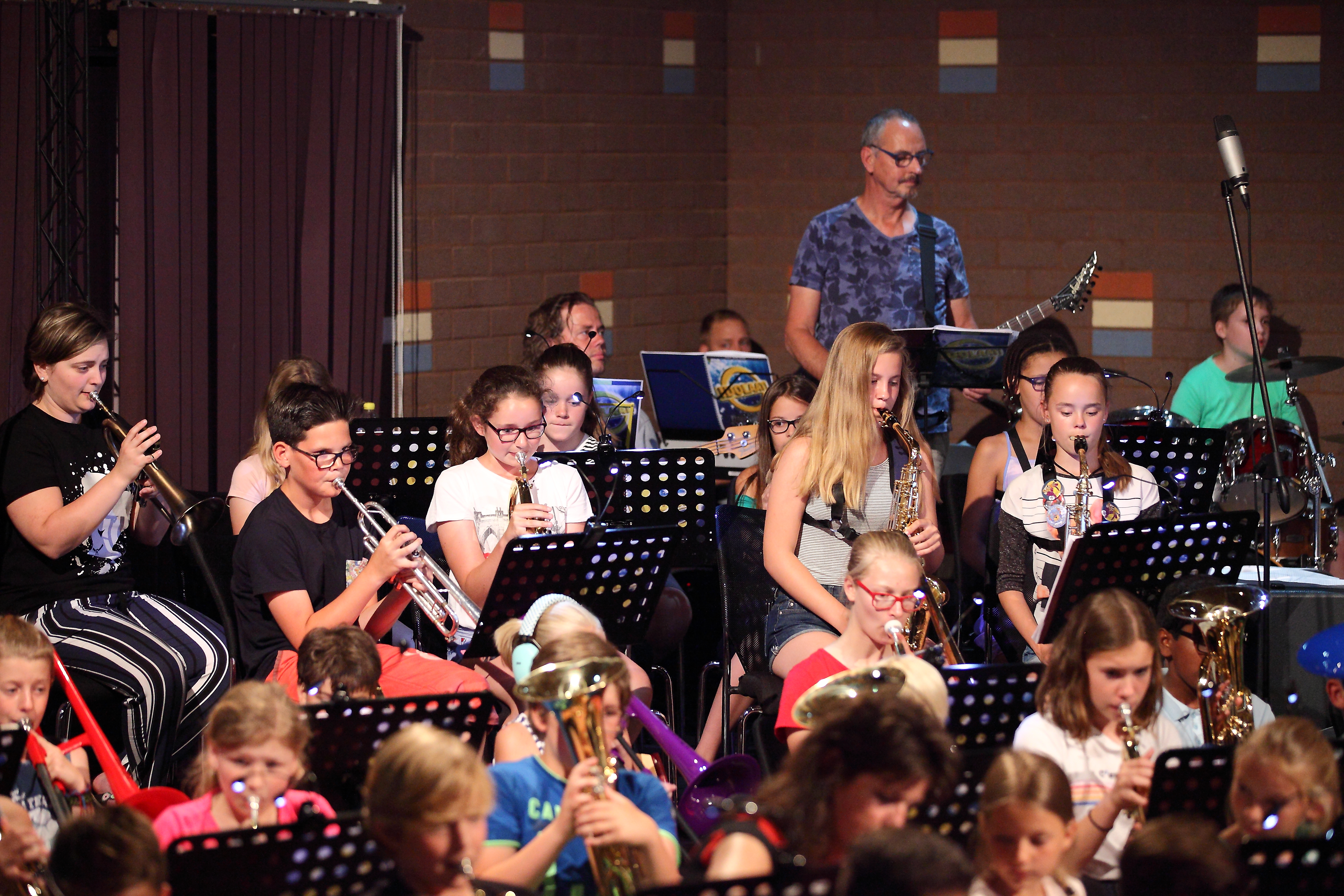 ‘Kinderen maken kennis met muziek en met elkaar’